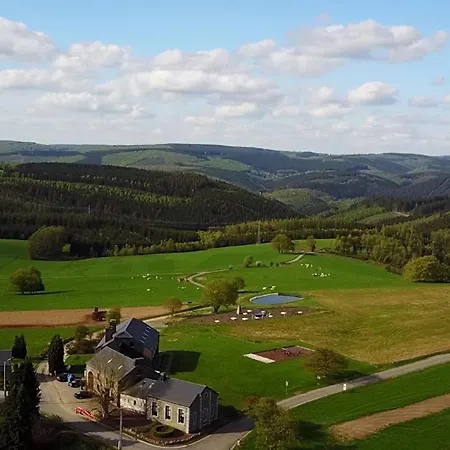 Hubermont La Vallee Voor 20 Personen Holiday home *